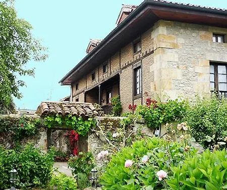 Casa rural Vallejo Periedo